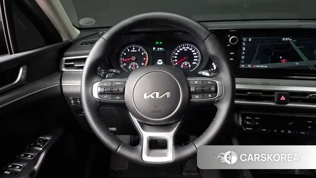 Kia K5 3rd generation 2023 Серый из Кореи, фото 4