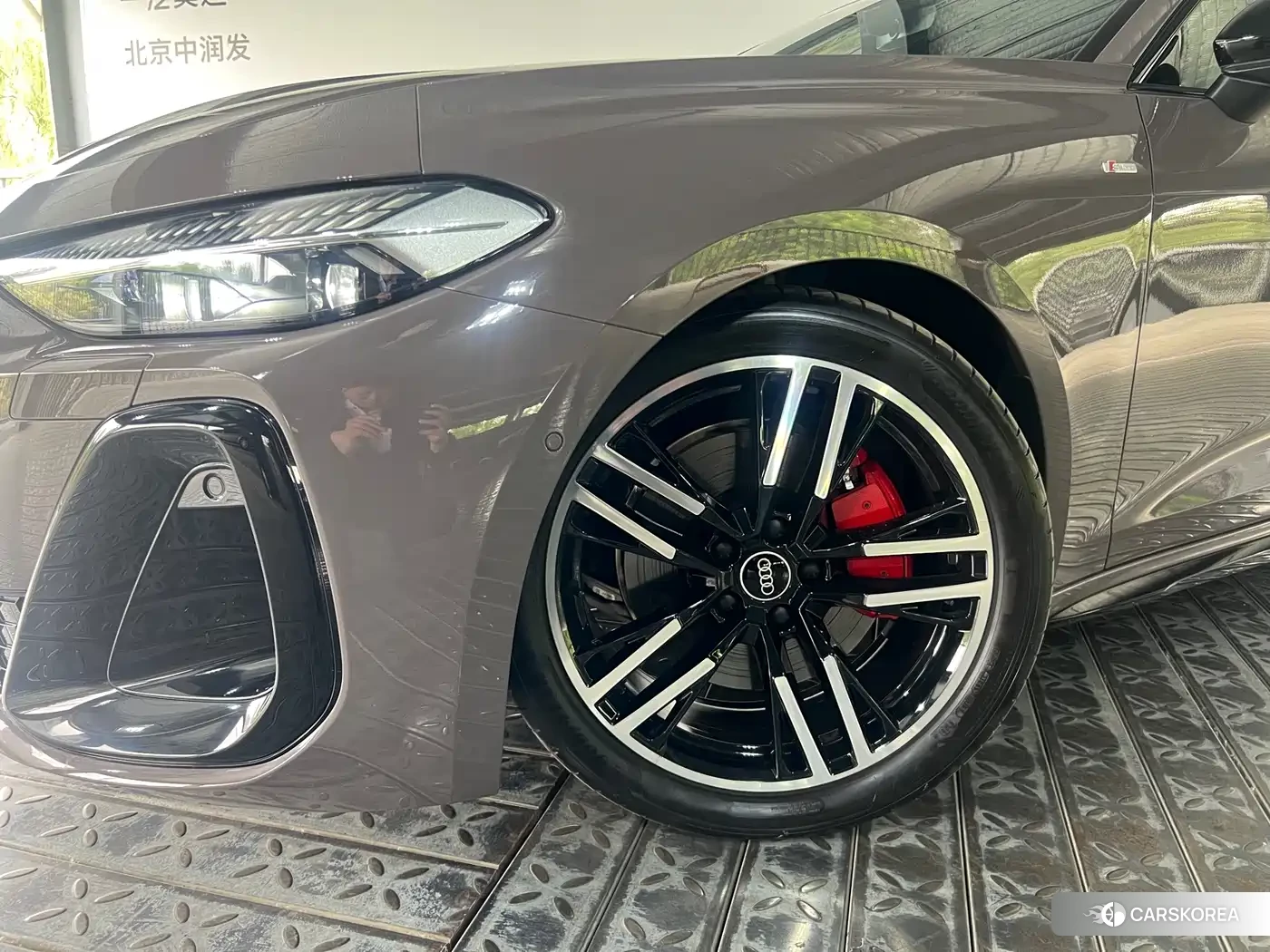 Audi A5L 2025 Champagne/brown из Китая, фото 4