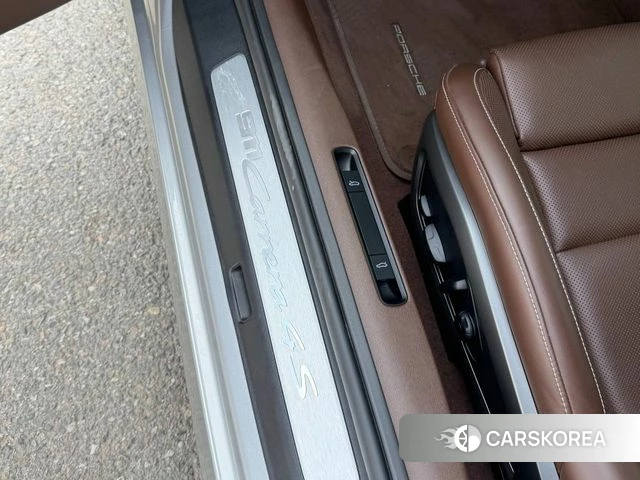 Porsche 911(992) 2024 Серебряный из Кореи, фото 4