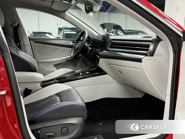 Volkswagen Lingdu 2022 Красный из Китая, фото 4