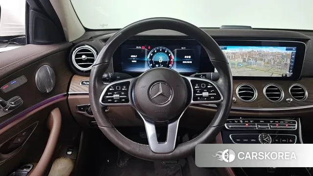 Mercedes-Benz E-Class W213 2019 Белый из Кореи, фото 4