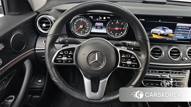 Mercedes-Benz E-Class W213 2019 Белый из Кореи, фото 4