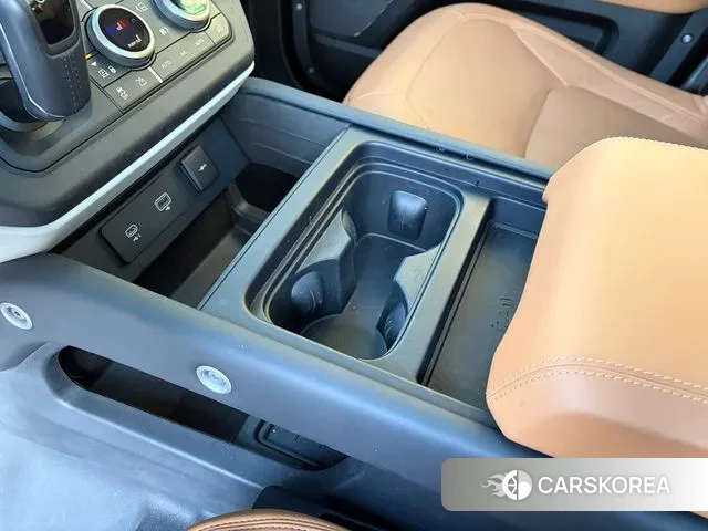 Land Rover Defender (L663) 2023 Черный из Кореи, фото 4