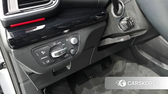 Audi Q5 (FY) 2022 Серебряный из Кореи, фото 4