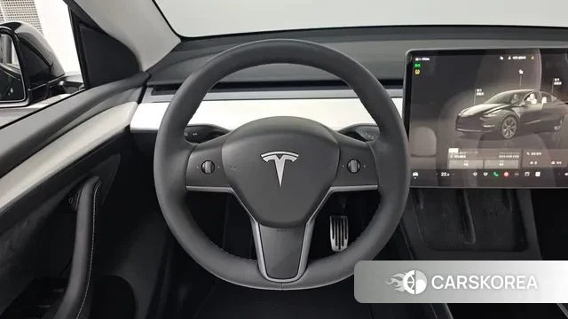 Tesla Model Y 2025 Черный из Кореи, фото 4