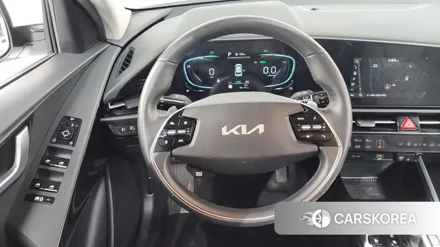 Kia Di Ol Nu Niro 2022 Белый из Кореи, фото 4