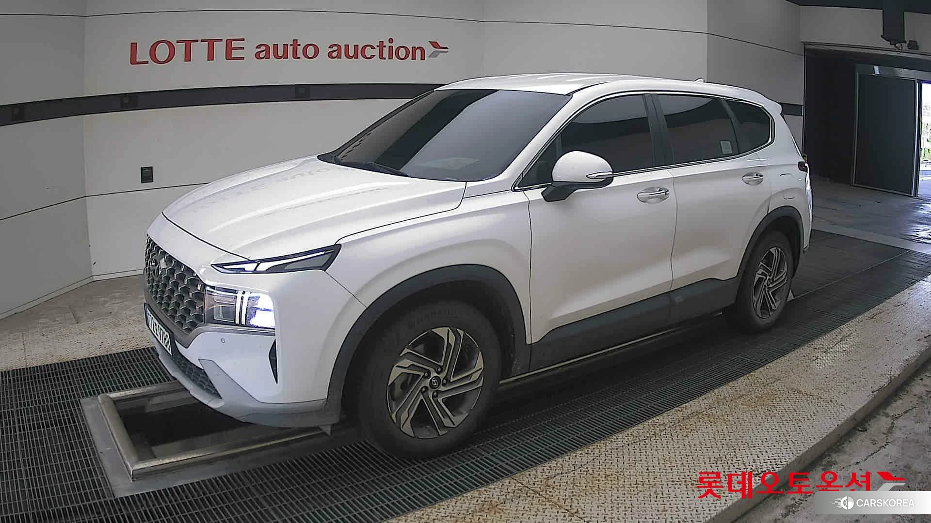 Hyundai Santa Fe 2023 Creamy White Pearl (optional) из Кореи, фото 4