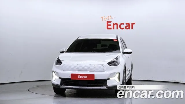 Kia Niro Plus 2022 Белый из Кореи, фото 4