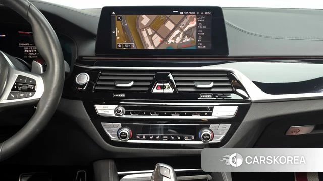 BMW 5 Series (G30) 2020 Серый из Кореи, фото 4