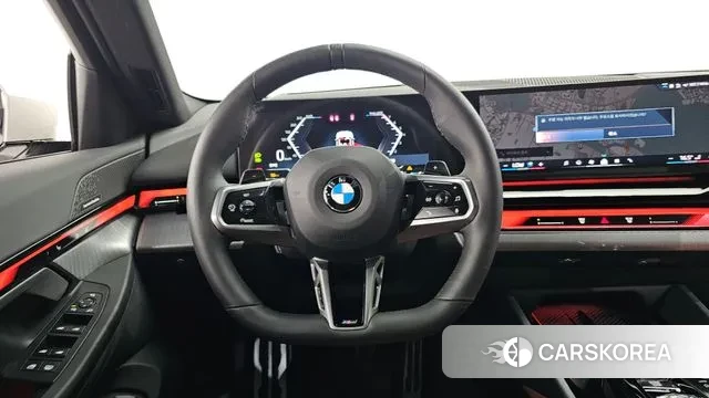 BMW 5 Series (G60) 2024 Белый из Кореи, фото 4