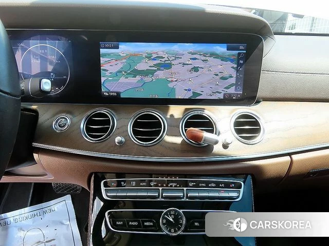 Mercedes-Benz E-Class W213 2018 Белый из Кореи, фото 4