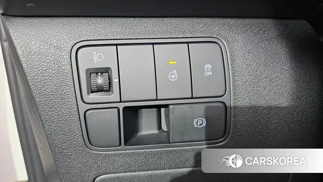 Hyundai Staria 2023 Белый из Кореи, фото 4