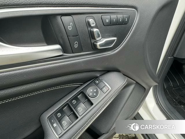 Mercedes-Benz GLA 2018 Белый из Китая, фото 4