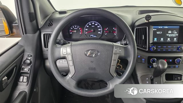 Hyundai The New Grand Starex 2019 Желтый из Кореи, фото 4