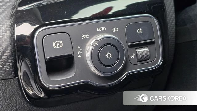 Mercedes-Benz A-Class W177 2019 Белый из Кореи, фото 4