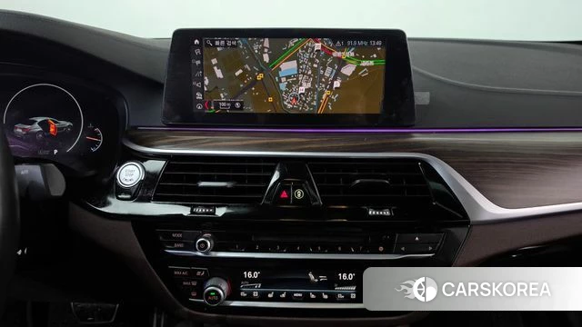 BMW 5 Series (G30) 2019 Серый из Кореи, фото 4