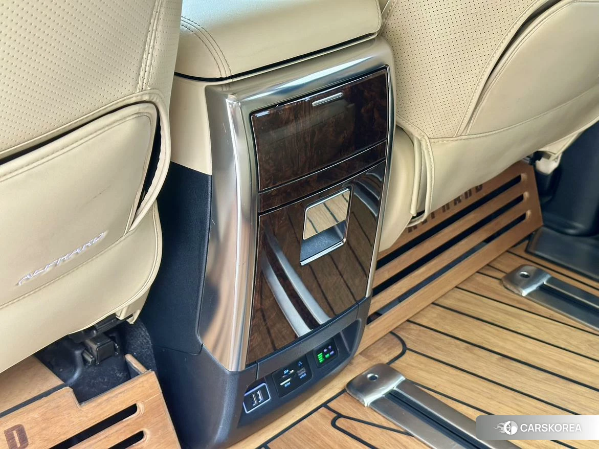 Toyota Elfa 2020 Белый из Китая, фото 4