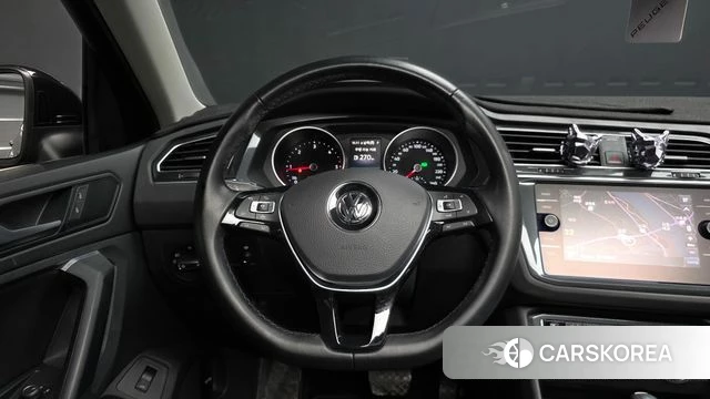 Volkswagen Tiguan second Generation 2020 Черный из Кореи, фото 4