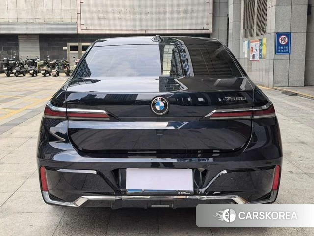 BMW 7 series 2024 Черный из Китая, фото 4