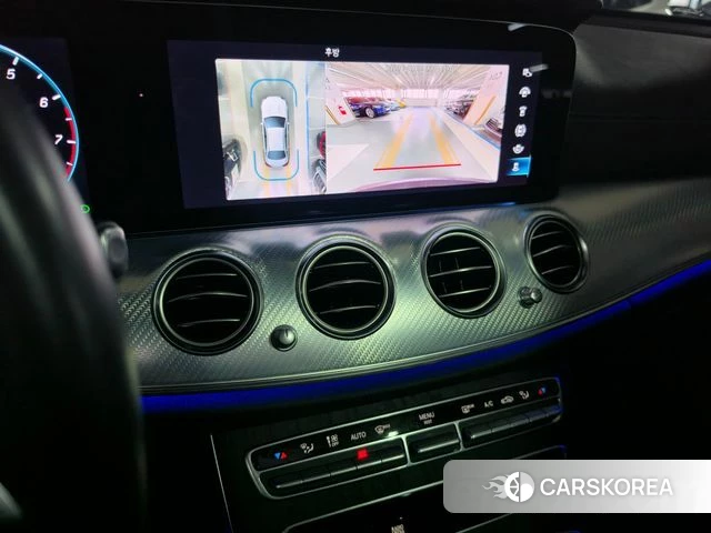 Mercedes-Benz E-Class W213 2021 Серый из Кореи, фото 4