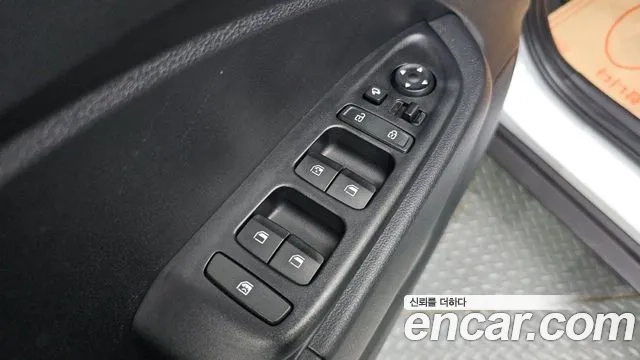 Hyundai Venue 2022 Белый из Кореи, фото 4