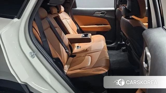 Kia Sportage 5th Generation Hybrid 2023 Белый из Кореи, фото 4