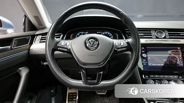 Volkswagen Arteon 2020 Серебристо-серый из Кореи, фото 4