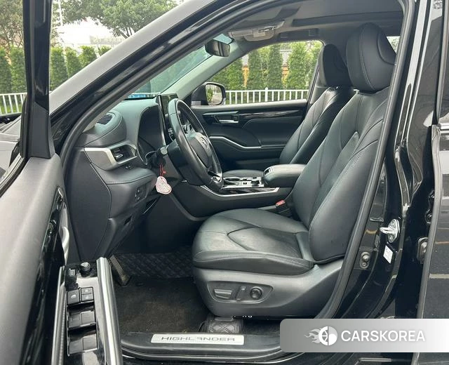 Toyota Highlander 2023 Черный из Китая, фото 4