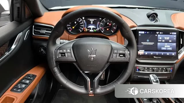 Maserati Ghibli 2022 Белый из Кореи, фото 4