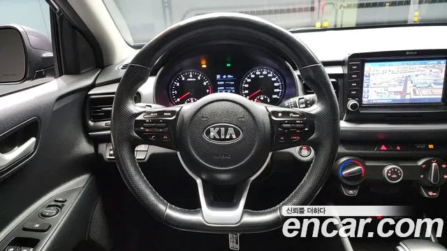 Kia Stonic id 2558390 из Кореи 4