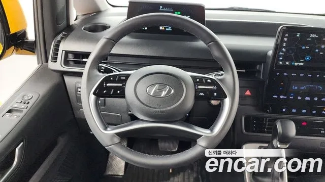 Hyundai Staria 2022 Желтый из Кореи, фото 4