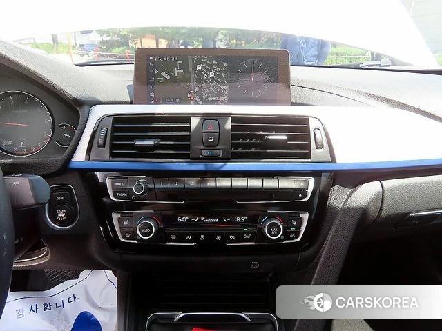 BMW 3 Series (F30) 2018 Белый из Кореи, фото 4