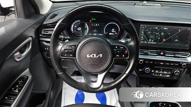 Kia Niro Plus 2022 Белый из Кореи, фото 4