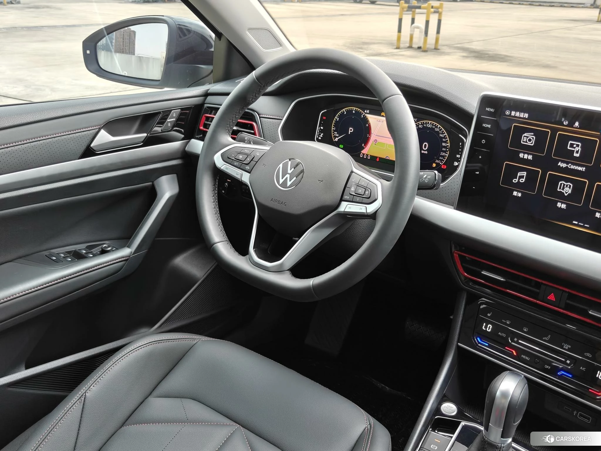 Volkswagen Lavida 2023 Белый из Китая, фото 4