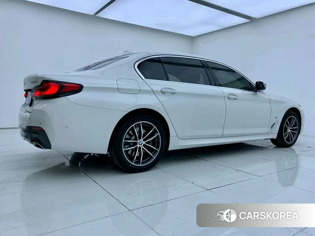 BMW 5 series 2024 Белый из Китая, фото 4