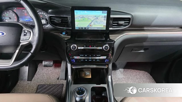 Ford Explorer 6th Generation 2021 Белый из Кореи, фото 4