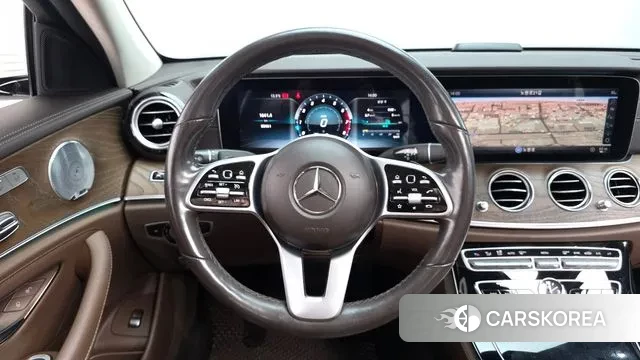 Mercedes-Benz E-Class W213 2019 Белый из Кореи, фото 4
