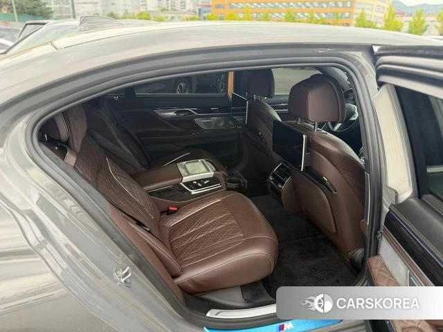 BMW 7 Series (G11) 2022 Серый из Кореи, фото 4