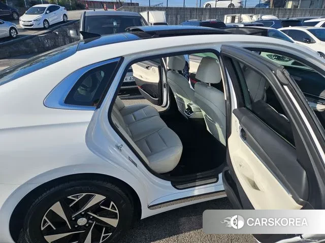 Hyundai The New Grandeur IG Hybrid 2022 Жемчужный цвет из Кореи, фото 4