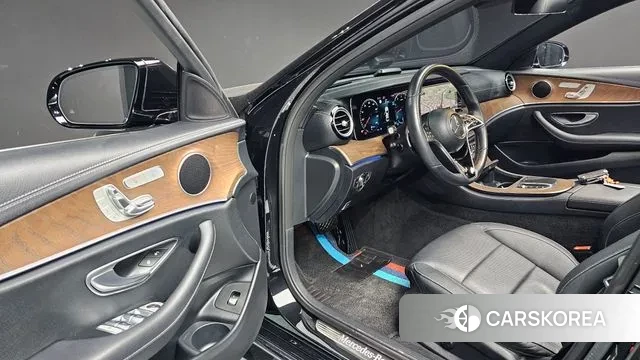 Mercedes-Benz E-Class W213 2020 Черный из Кореи, фото 4