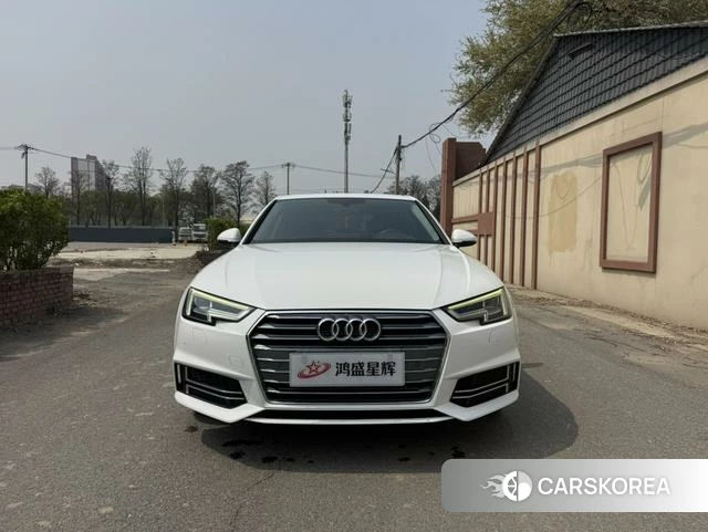 Audi A4L 2018 Белый из Китая, фото 4