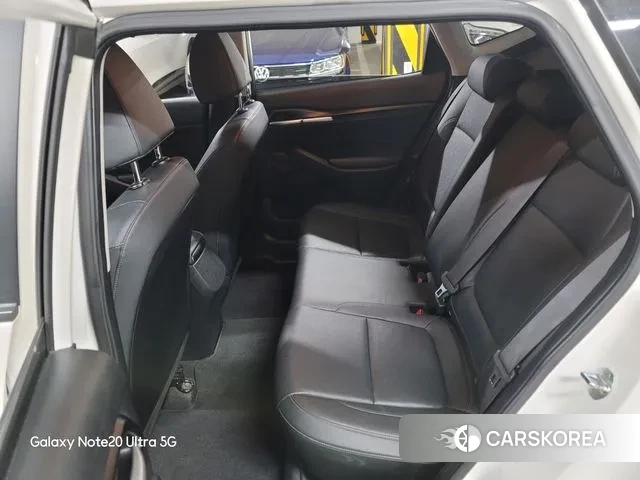 Kia Seltos 2022 Белый из Кореи, фото 4