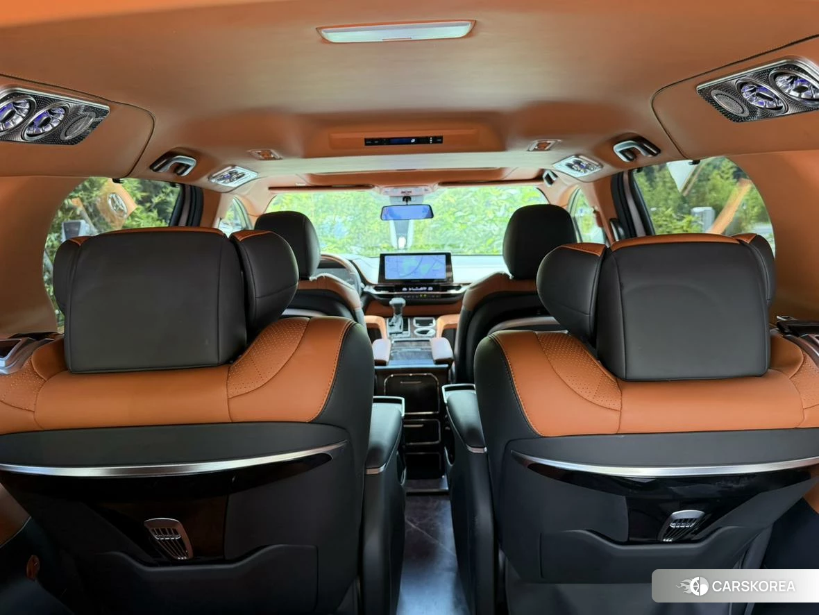 Toyota Saina 2023 Серебристо-серый из Китая, фото 4