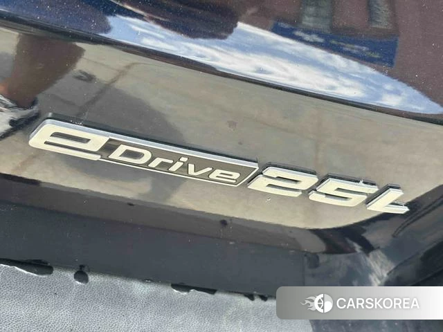 BMW iX1 2024 Черный из Китая, фото 4