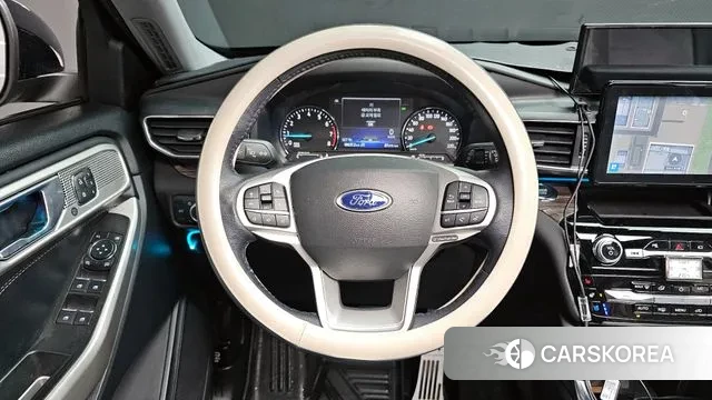 Ford Explorer 6th Generation 2022 Белый из Кореи, фото 4