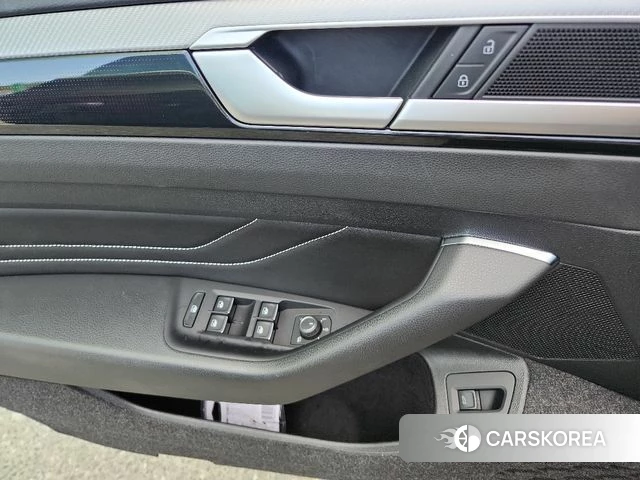 Volkswagen Arteon 2023 Серый из Кореи, фото 4