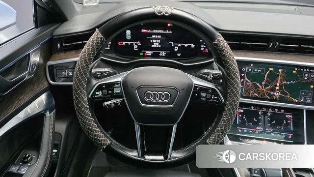 Audi A7 (4K) 2021 Серебристо-серый из Кореи, фото 4