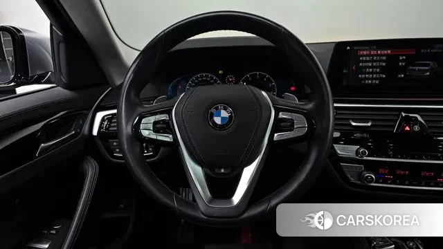 BMW 5 Series (G30) 2019 Серый из Кореи, фото 4