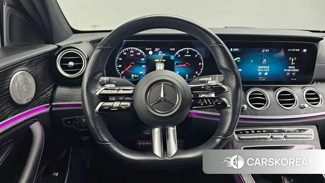 Mercedes-Benz E-Class W213 2022 Черный из Кореи, фото 4