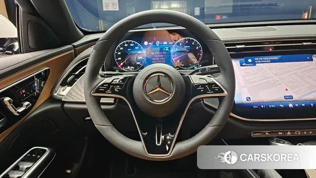 Mercedes-Benz E-Class W214 2025 Белый из Кореи, фото 4